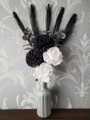 SCHWARZ & WEISSE BLUMEN, SILBER GLITZERGLASVASE, KÜNSTLICH HANDGEFERTIGT, 60 cm - Bild 3 von 6