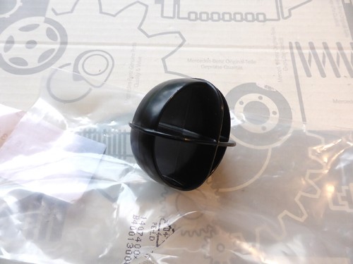 Genuine Mercedes R107 air nozzle insert dashboard 280SL - 560SL and SLC NOS! - Picture 1 of 3