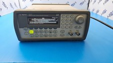 Agilent Keysight 33220A 20Mhz Function Arbitrary Waveform Generator