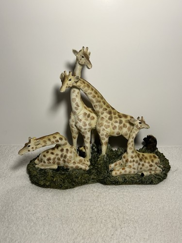 Statua Giraffa Famiglia di Quattro Safari Fauna Selvatica Resina Statuina Bellissima - Foto 20 di 22
