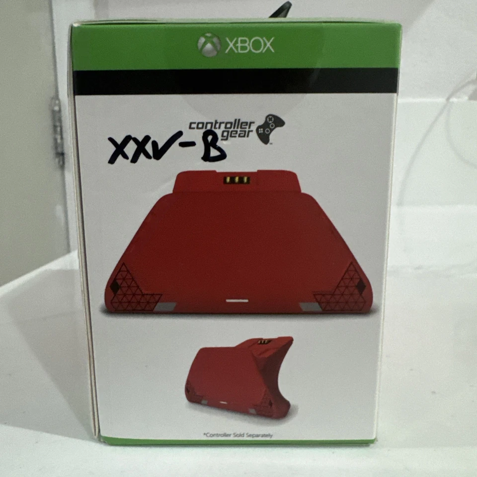 Xbox Pro Charging Stand Special Edition Sport Red - Image 4 of 4