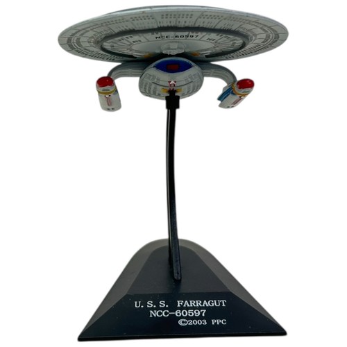 Futura Star Trek USS Farragut NCC-60597 nave espacial modelo de exhibición 2003 - Imagen 2 de 7