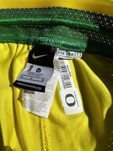 Oregon Ducks 2016-2017 Basketball Team Nike Game Worn Player Used Shorts #1 40 M - Bild 6 von 8