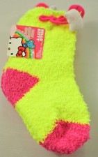 girl's set of 2 Hello Kitty cozy slipper socks fits sizes 5-6.5 bright MSRP 14