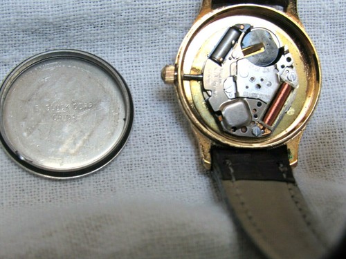 1994 Bugs Bunny and Friends Flying Saucer Looney Tunes Armitron Watch In Case - Picture 6 of 8