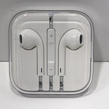 Apple Earbuds 3.5 mm Plug Earphone Jack New