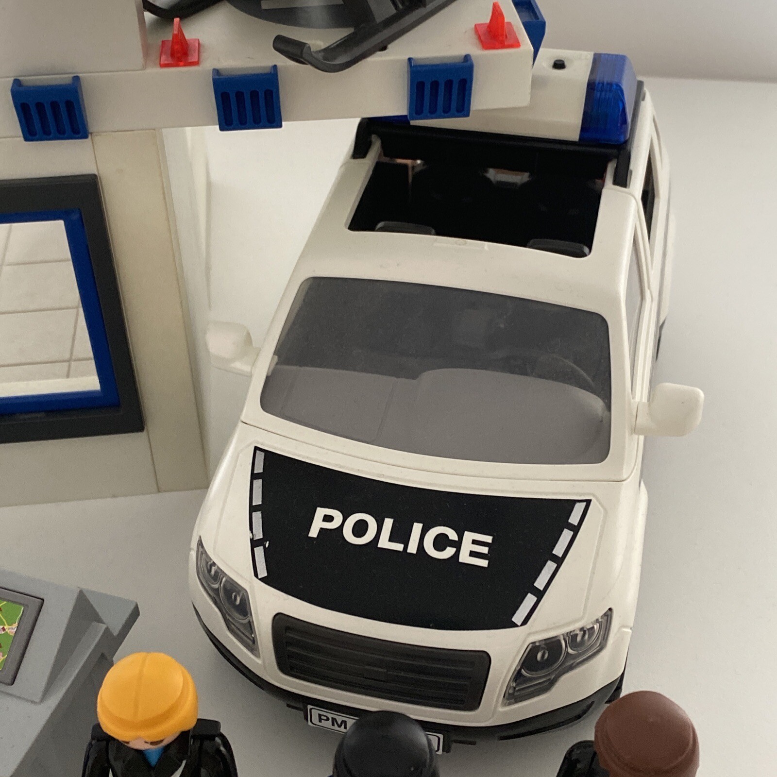 Playmobil City Action 9372 Police Station/Helicopter/Car/ Figures & More eBay