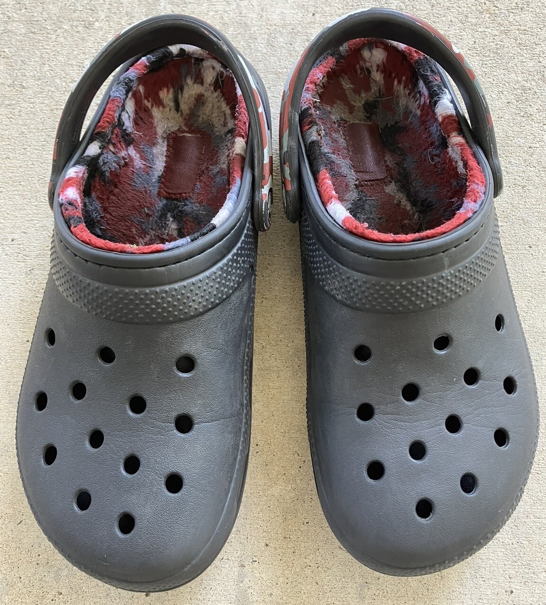 Crocs Baya Fleece Lined Clog Sandals Black w/Red, Black Camo Fuzzy M7 W9