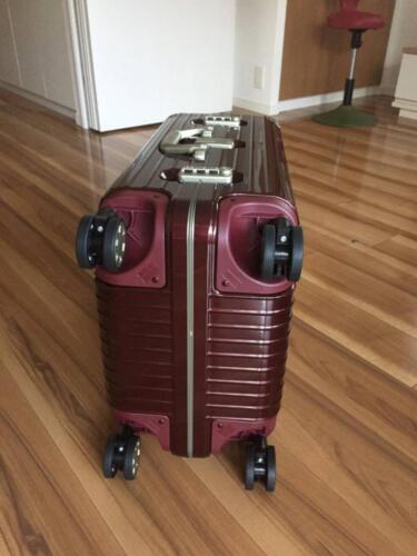 Rimowa Limbo Carry Case 60L/4 Wheels Wine Color - Picture 6 of 15