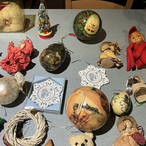 large lot Christmas Ornaments 60's 70's 80's 90's multi materials - Picture 5 of 24