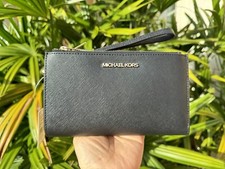 Michael Kors Jet Set Travel Large Double Zip Phone Wallet Wristlet Black/Gold HW