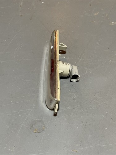 2008-2012 Chevy Malibu Rear Side Marker Lamps OEM 15271116, 15271117 - Picture 12 of 17