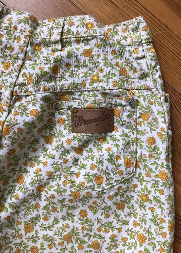 VTG 60s MISSES WRANGLER USA YELLOW FLOWER HIPPIE JEANS DENIM PANTS 15/16 SLIM - Picture 2 of 12