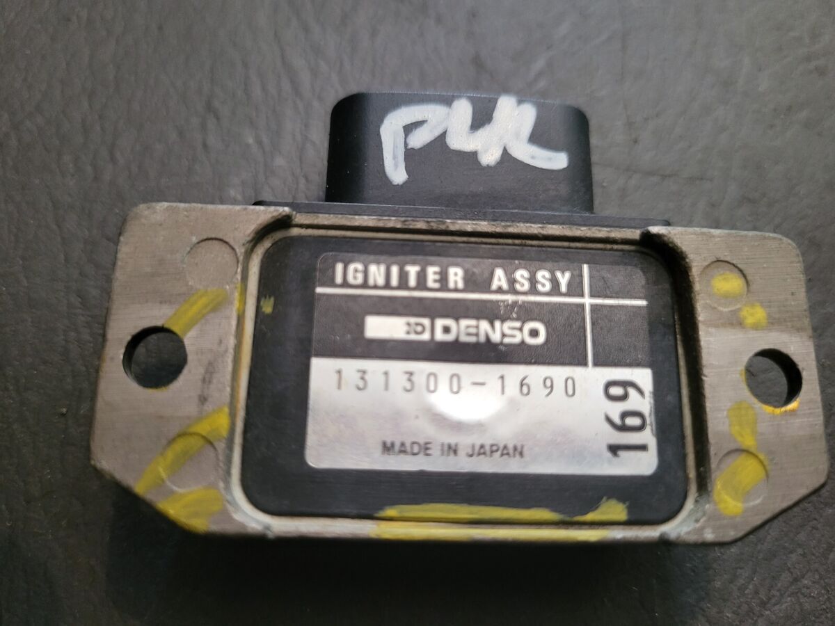 OEM SUBARU SUZUKI IGNITER DENSO 131300-1690 FROM JAPAN OEM SUBARU SUZUKI IGNITER DENSO 131300-1690 FROM JAPAN