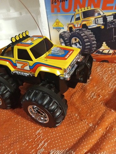 Vintage Radio Shack Wild Runner RC Car w/ Box with Remote Tested Free Shipping I - Picture 5 of 23