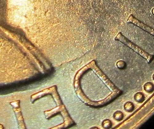 1954 Australia Two Shillings Commemorative Florin ** ERROR DIE CRACK ** #SF54-4 - Picture 3 of 10