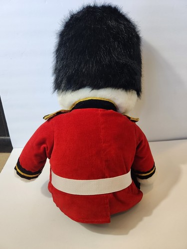 Benjamin J. Bear Queens Guard Jingle Bear 29" Plush Toy Limited Exclusive 1990 - Picture 3 of 7