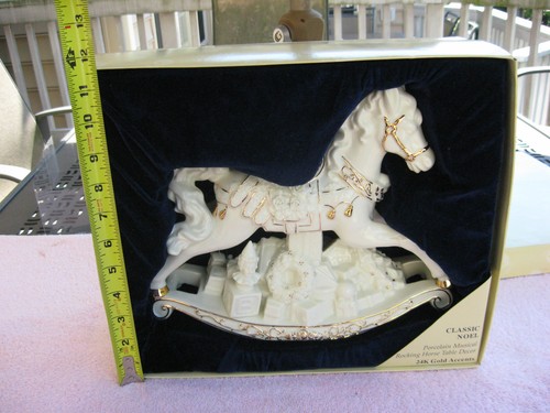 Large CLASSIC NOEL Porcelain Musical Rocking Horse 24K-New Open Box - Picture 8 of 11