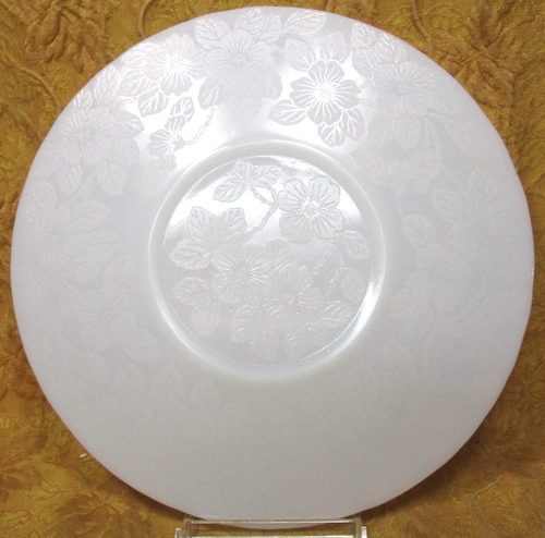MacBeth Evans Dogwood Monax 11.5" Salver plate opalescent white depression glass - Picture 3 of 5