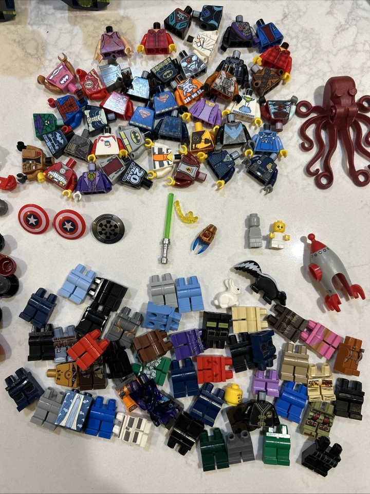 Gran Lote de Juegos Lego y Piezas Raras de Minifiguras Ninjago Juegos Retirados Lote de Transporte Foto 3 de 4