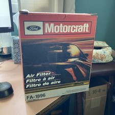 (353)NEW Motorcraft Engine Air Filter FA-1896 Ford Mustang 5.4 5.8 V8 2010-2014