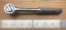 Wright 3426 Ratchet 3/8 Drive Knurled Grip Silver 7" Length Round Head