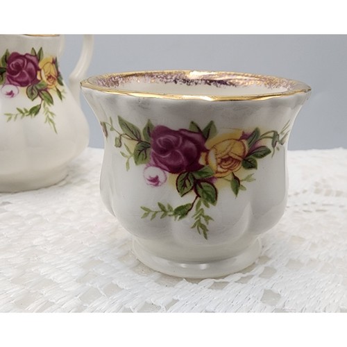 Childs Vintage Porcelain Tea Set Gold Trim Floral Rose Teapot Cup Creamer Sugar - Picture 4 of 13