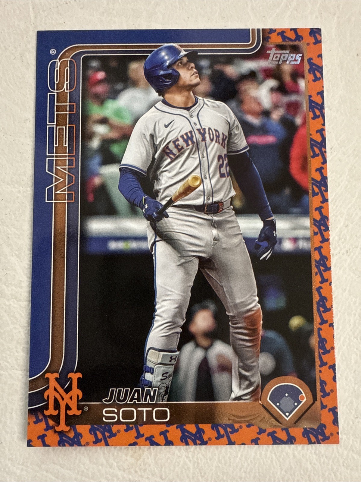 2025 Topps Series 2 Juan Soto #700 Team Color Border SSP Mets Make Offer