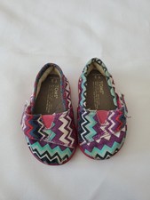 TOMS Baby Infant Shoes Classic Zig Zag Print T3 Hook N Loop Closure