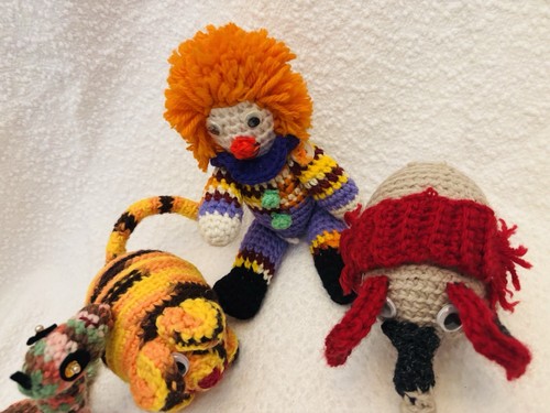 Handmade Vintage Crocheted Animals Clown Turtle Elephant - Picture 5 of 5