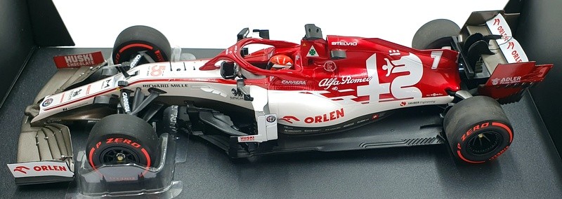 Picture 4 of 6