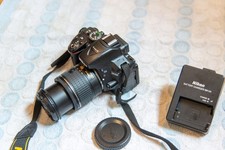 Nikon D5300 DSLR-Kamera + AF-P 18-55mm G VR DX | neuwertig✅