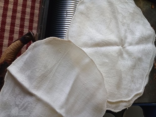 Antique Automobile Picnic Suitcase, Original Contents, Very Good CondFor Age - Picture 9 of 15