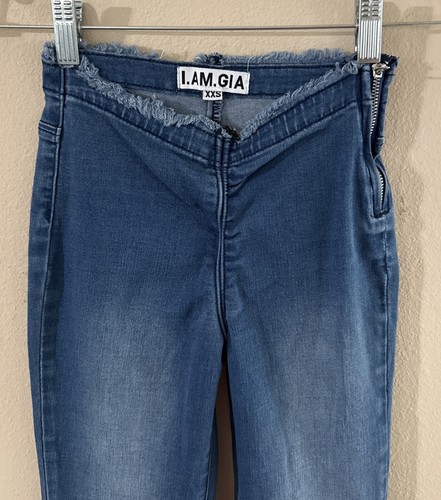 Pantalones de mezclilla I.AM.GIA tiro bajo acampanados Neavah talla XXS - Imagen 4 de 7