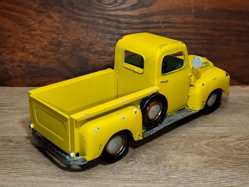 Fioriera giardino pick up metallo rustico rustico giallo decorazione vintage lunga 16" - Foto 4 di 7