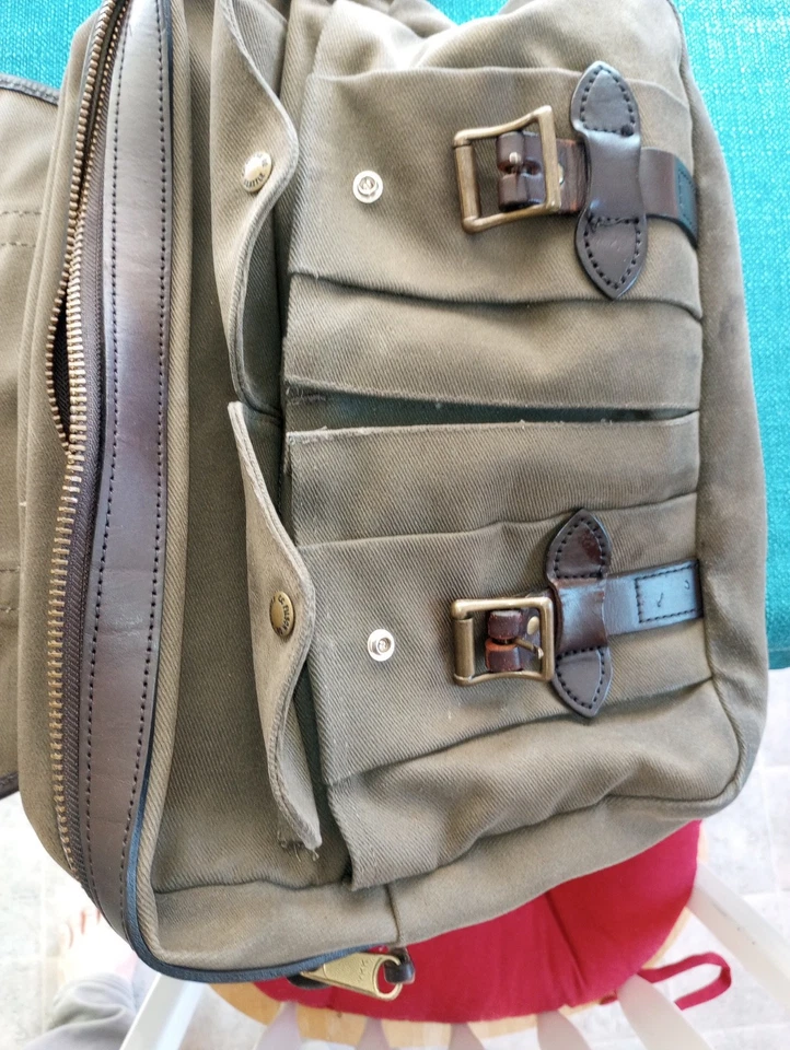 Bolso de viaje Filson de cuero verde nutria de colección EE. UU. Foto 4 de 4
