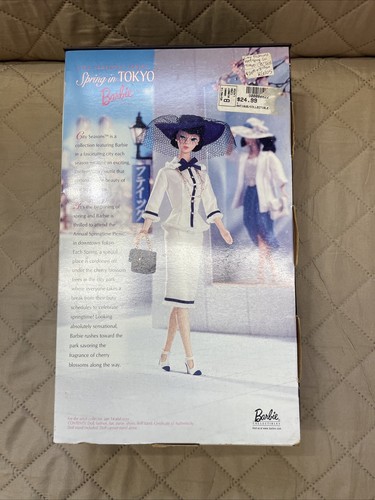 Spring in Tokyo Barbie Puppe City Seasons Nostalgic Face Sculpt 1998 Mattel 23499 - Bild 3 von 5