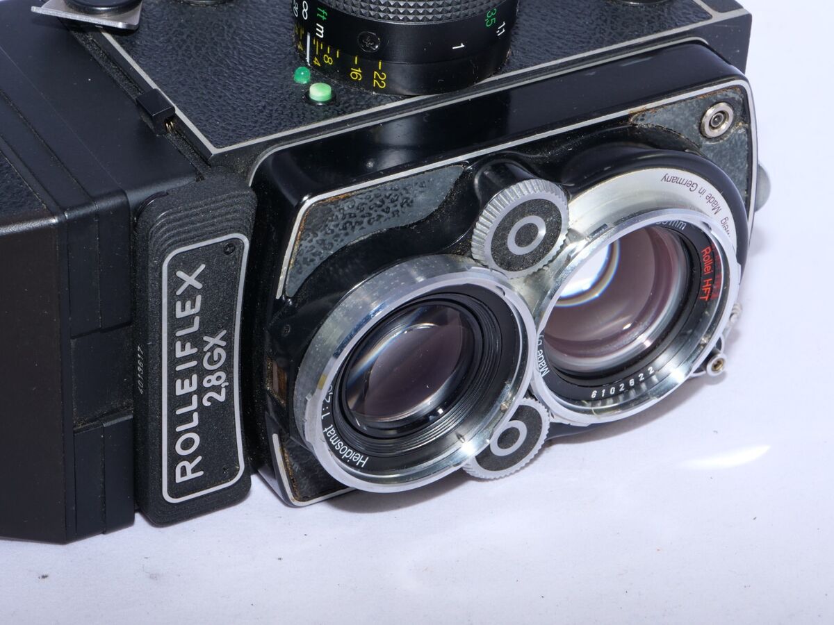 Rolleiflex 2.8GX Planar 6x6cm TLR film camera. 90* Prism Rolleiflex 2.8GX Planar 6x6cm TLR film camera. 90* Prism