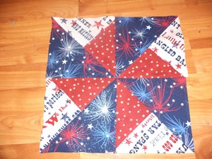 USA-PATRIOTIC-13-1-2-034-QUILTING-BLOCKS-Machine-pieced-Made-in-the-USA
