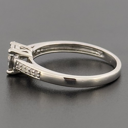 9ct White Gold 0.10ct Diamond Cluster Ring Size L Hallmarked - Picture 5 of 8