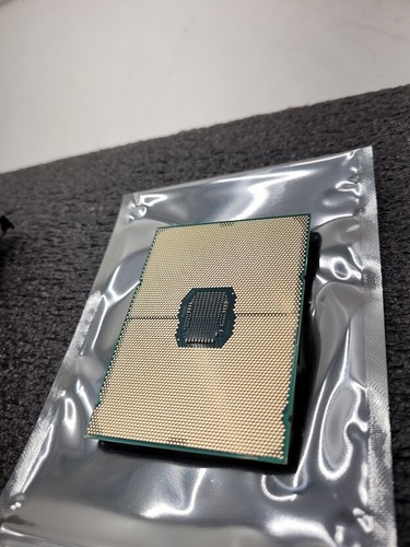 Intel Xeon 2.2GHz ES Server CPU Processor 3rd Generation Gen Ice Lake FCLGA4189 - Picture 3 of 15
