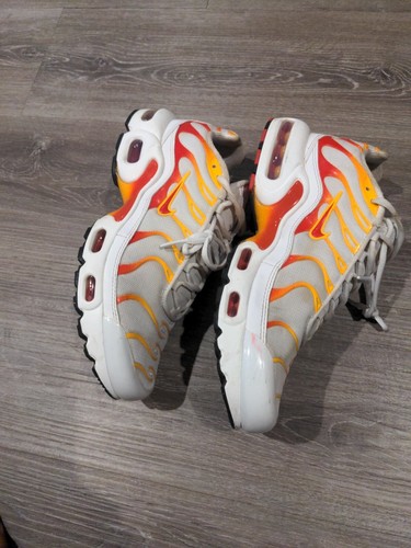 NIKE AIR MAX PLUS Sunburn - SIZE 7Y US (8.5W WOMENS) - Picture 6 of 17