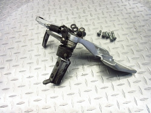 93-98 Suzuki GSXR 1100 GSXR1100 1996 juego trasero derecho pedal de freno - Imagen 10 de 12