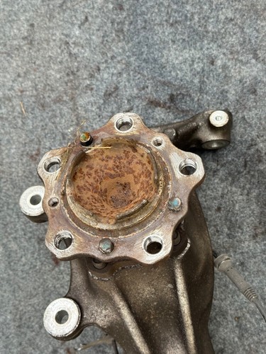 15-20 BMW F8x M2 M3 M4 FRONT LEFT HUB SPINDLE KNUCKLE WHEEL BEARING - Picture 6 of 6