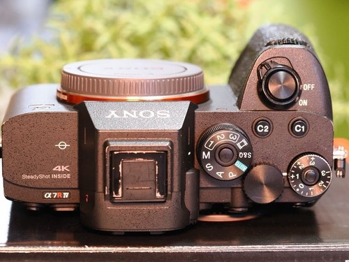 Corpo fotocamera mirrorless Sony ILCE-7RM4 4K 61MP ottime condizioni solo giapponese - Foto 5 di 10