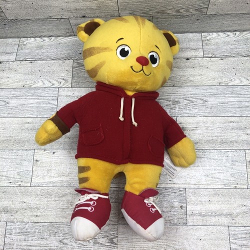 Daniel Tiger's Neighborhood Friends Plush Talking Singing - Picture 1 of 5