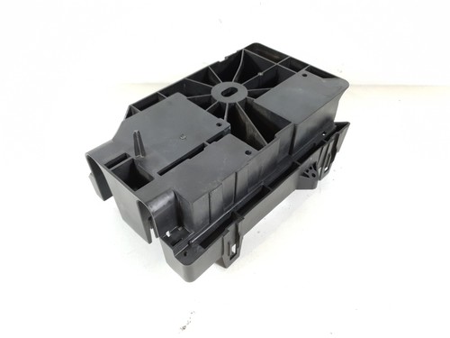 Chevrolet Camaro 3.6 L V6 LFX 323HP 2015 Engine Bay Fuse Box Holder 92249317 OEM - Picture 9 of 12