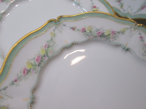 Antique T&V Tressemanes &Vogt LIMOGES Gold Gilt Floral Dinner Plates Set 5 - Picture 3 of 6