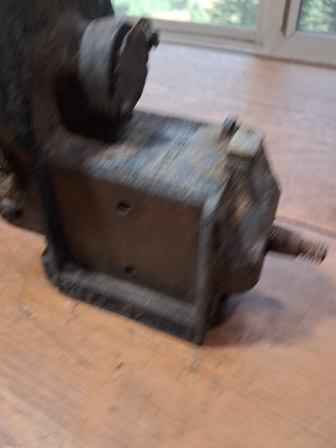 Picture 3 of 8