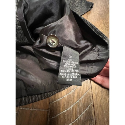 B Wear Byer California short sleeve belted blazer - Picture 8 of 8